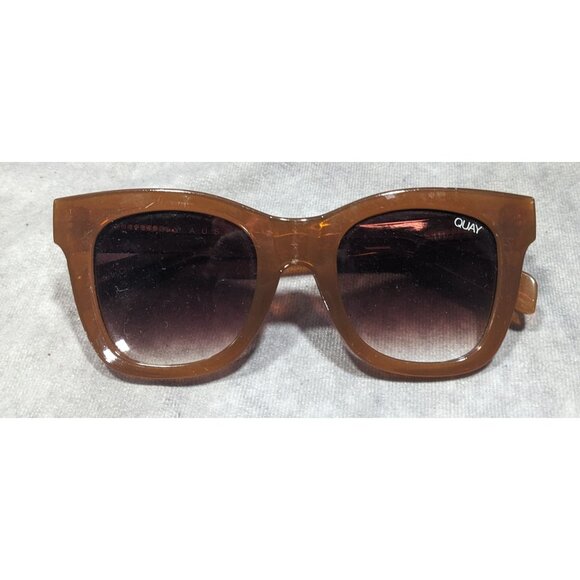 Quay Australia After Hours Chunky Retro Caramel Frame Sunglasses - Picture 4 of 7